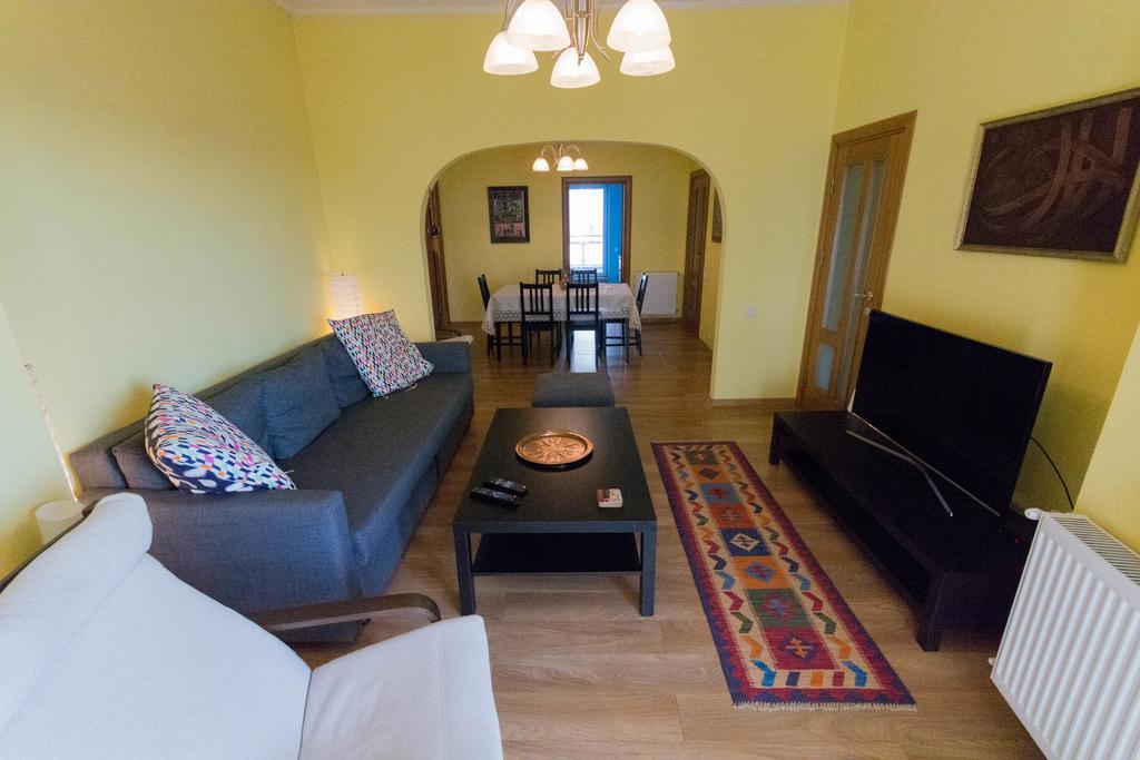 Rooftop Terrace Apartment Bucureşti Eksteriør bilde
